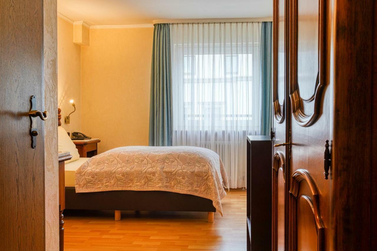 Ff&E Hotel Bavaria Fürth Eksteriør bilde