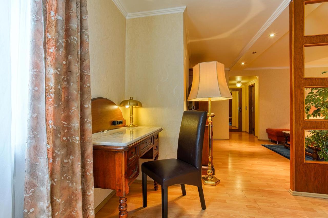 Ff&E Hotel Bavaria Fürth Eksteriør bilde