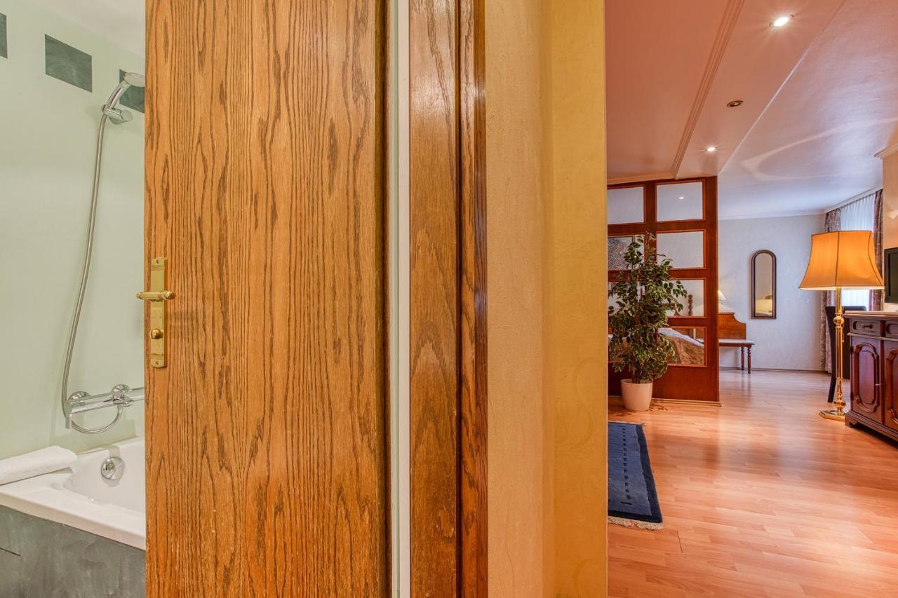 Ff&E Hotel Bavaria Fürth Eksteriør bilde